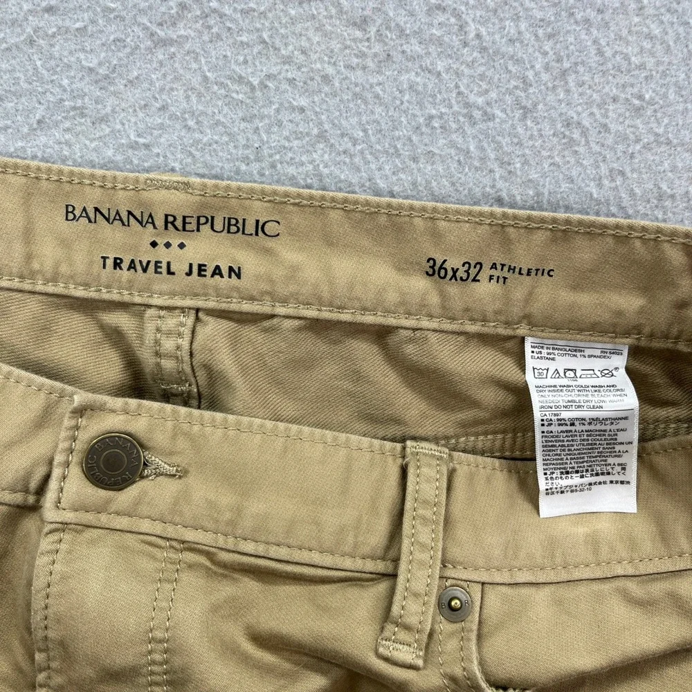 Banana Republic Travel Jean Men 36x32* Khaki Athletic Fit Stretch Tapered Preppy